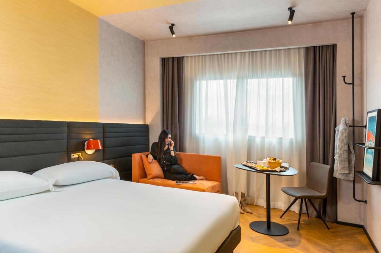 Novotel Caserta Sud Екстер'єр фото