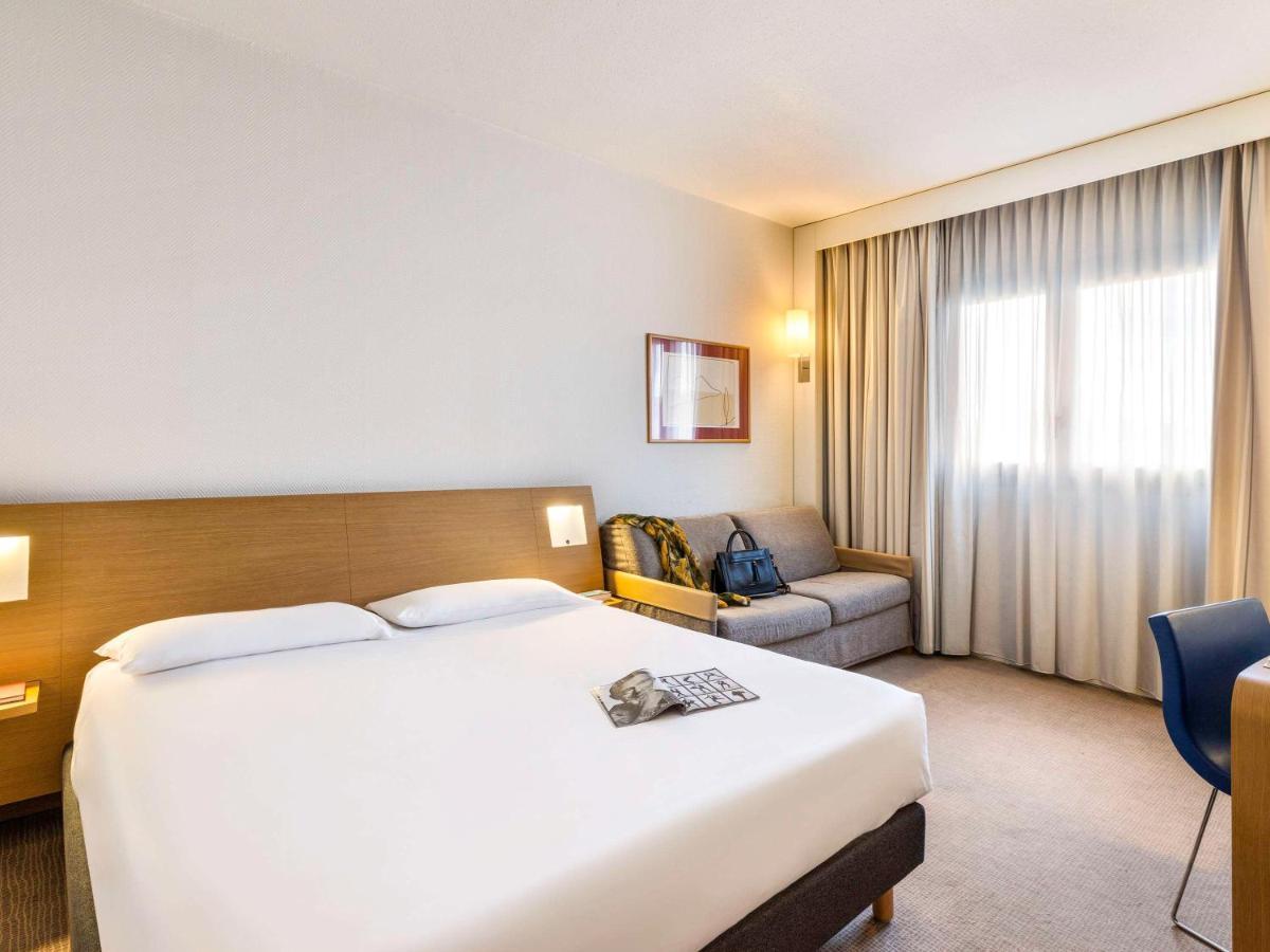 Novotel Caserta Sud Екстер'єр фото