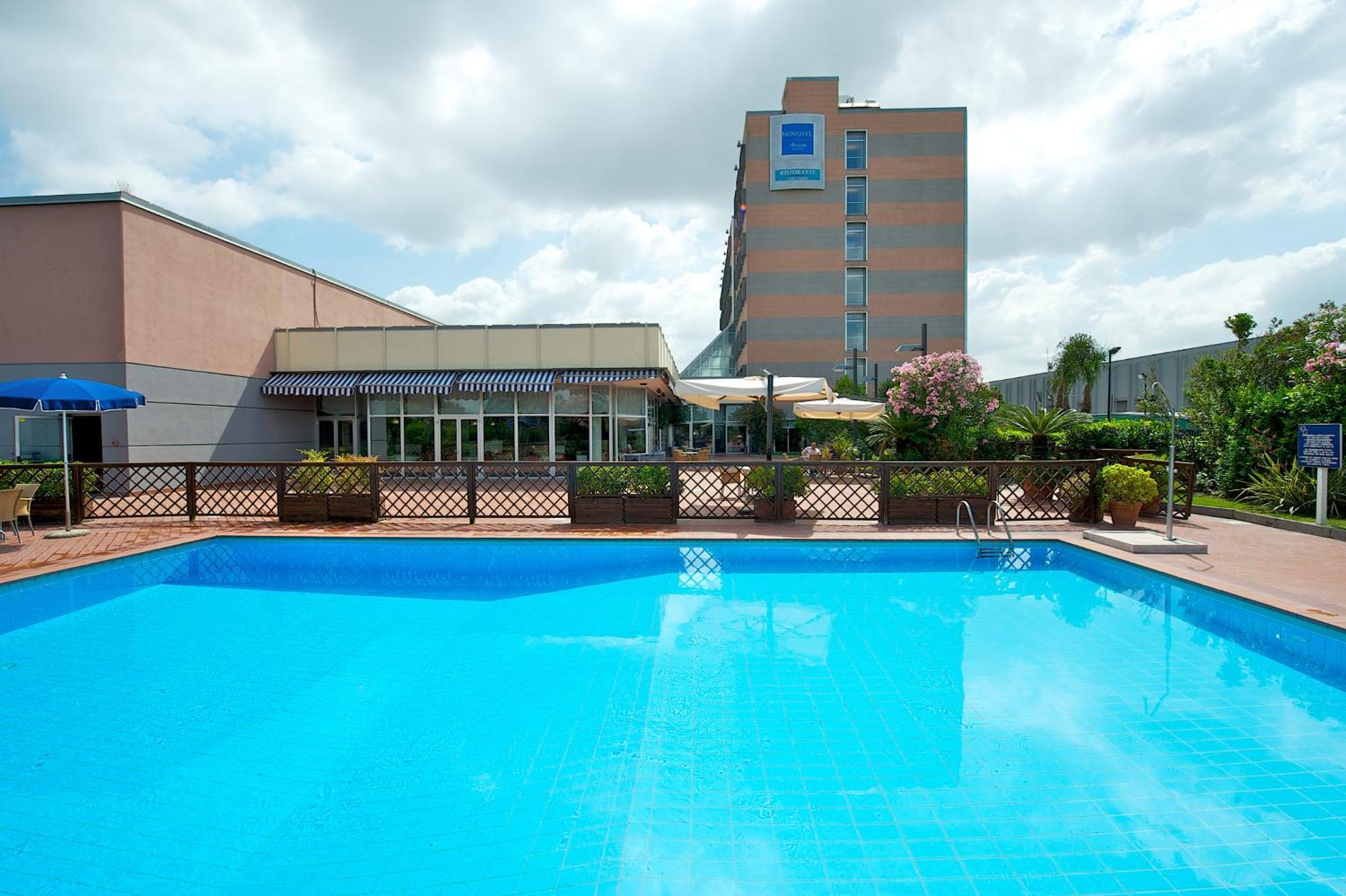Novotel Caserta Sud Зручності фото